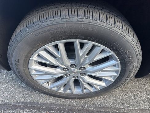 New 2026 GMC Acadia Elevation image 5