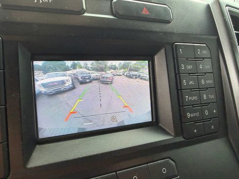Used 2017 Ford F250 XLT AWD/4WD image 24