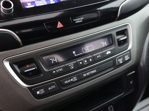 Used 2023 Honda Ridgeline RTL-E image 29