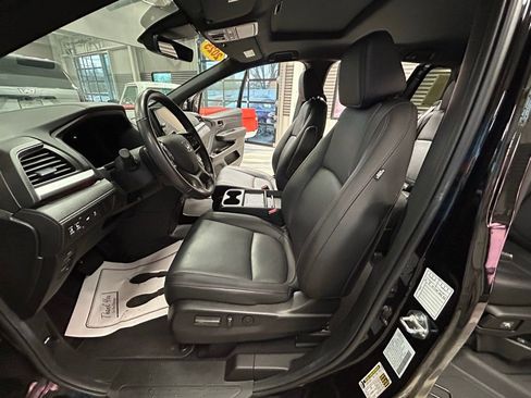 Used 2025 Honda Odyssey Sport-L image 54