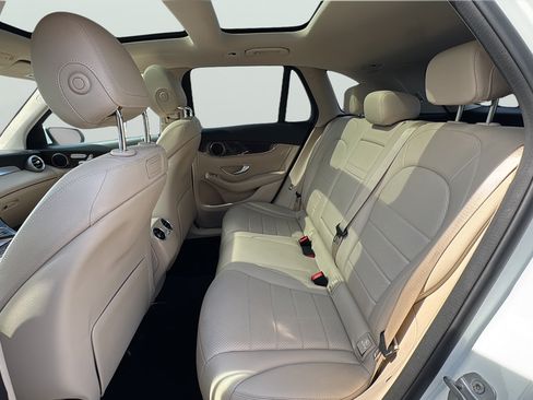 Used 2018 Mercedes-Benz GLC 300 image 33