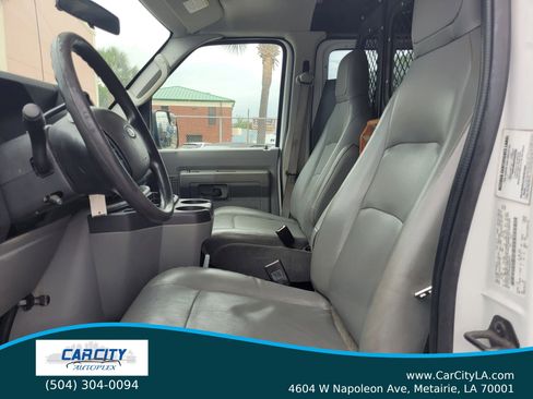 Used 2011 Ford E-250 and Econoline 250 w/ Commercial Cargo Van Pkg RWD image 13