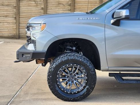 Used 2023 Chevrolet Silverado 1500 LT AWD/4WD image 16