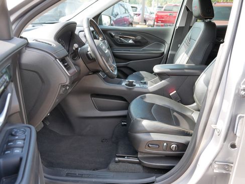 Used 2023 GMC Terrain AT4 AWD/4WD image 12