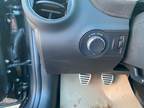 Used 2014 Chevrolet Camaro Z/28 image 19