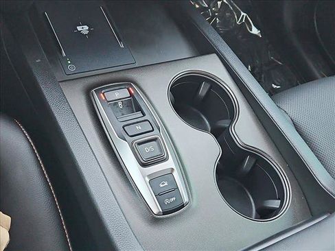 Used 2025 Honda Ridgeline TrailSport image 12
