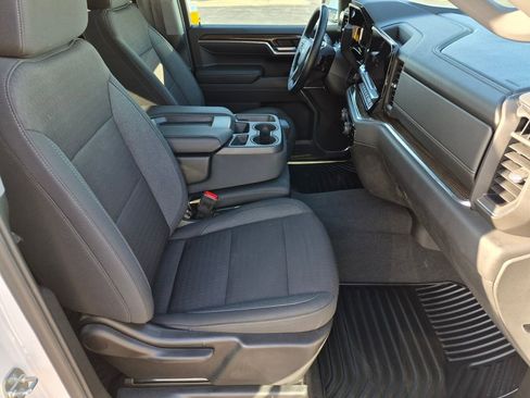 Used 2023 Chevrolet Silverado 1500 LT image 12