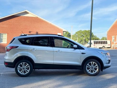 Used 2018 Ford Escape SEL AWD/4WD image 7