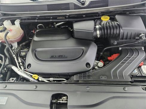 Used 2019 Chrysler Pacifica Touring Plus w/ Advanced Safetytec Group image 33