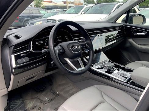 Used 2023 Audi Q7 3.0T Premium Plus image 14
