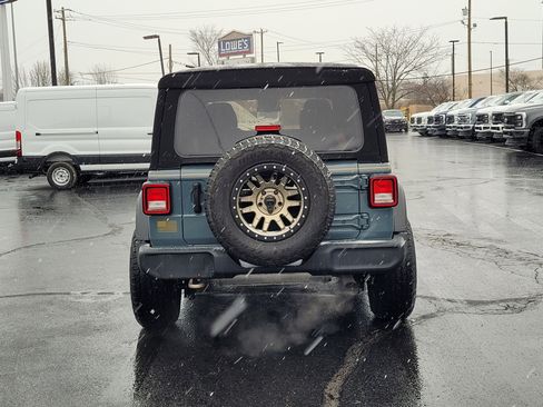 Used 2024 Jeep Wrangler Sport S image 5