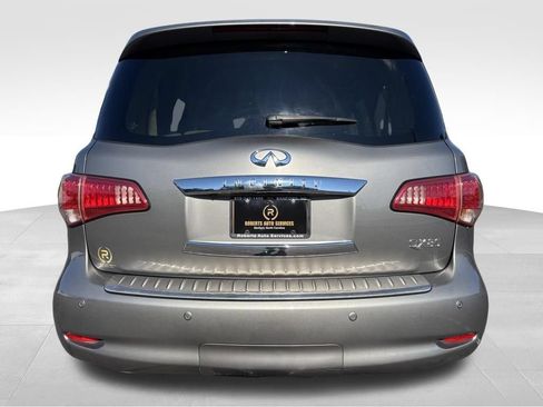 Used 2014 INFINITI QX80 4WD w/ Deluxe Touring Package image 4