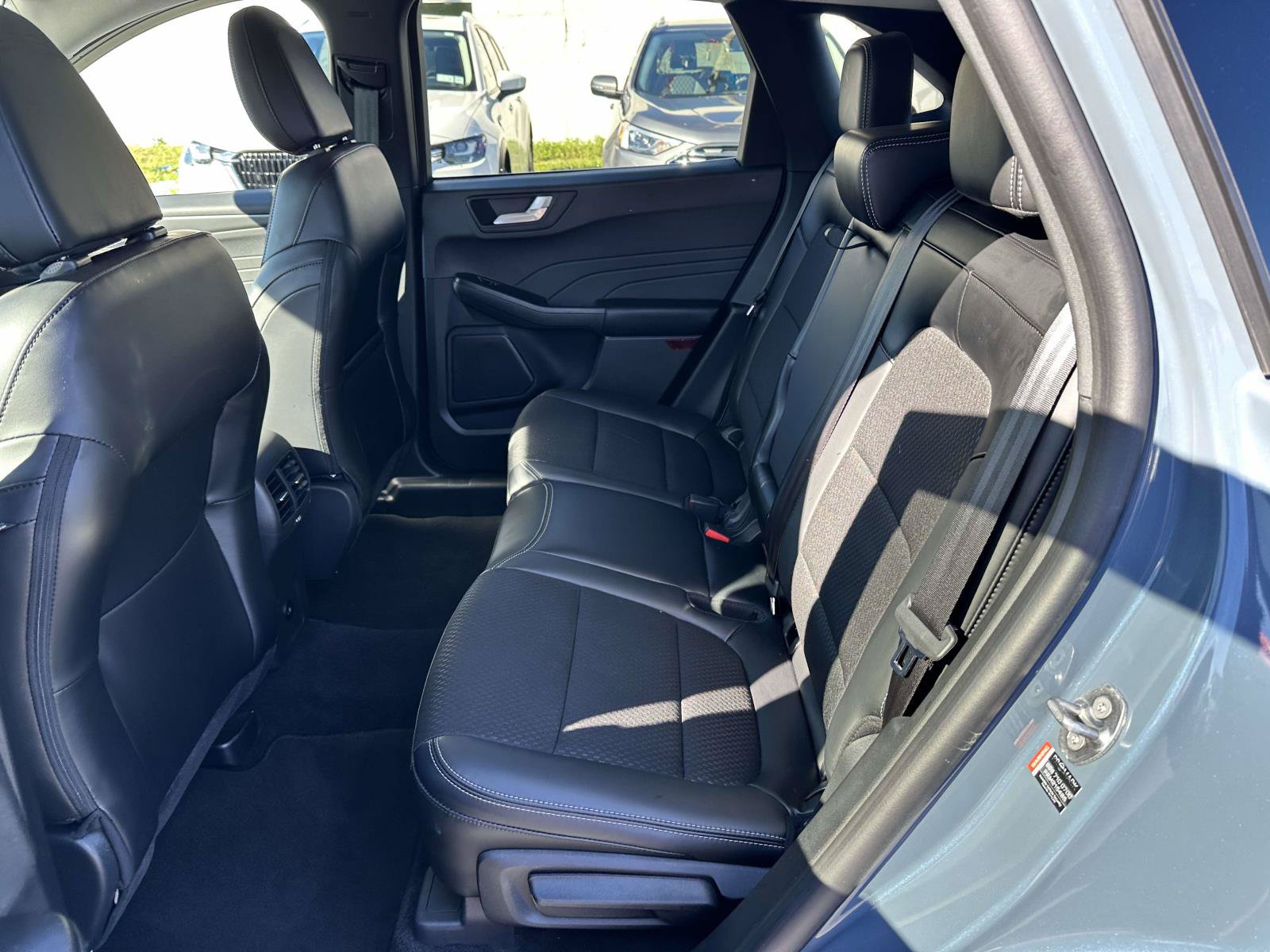 Used 2025 Ford Escape SE FWD image 13