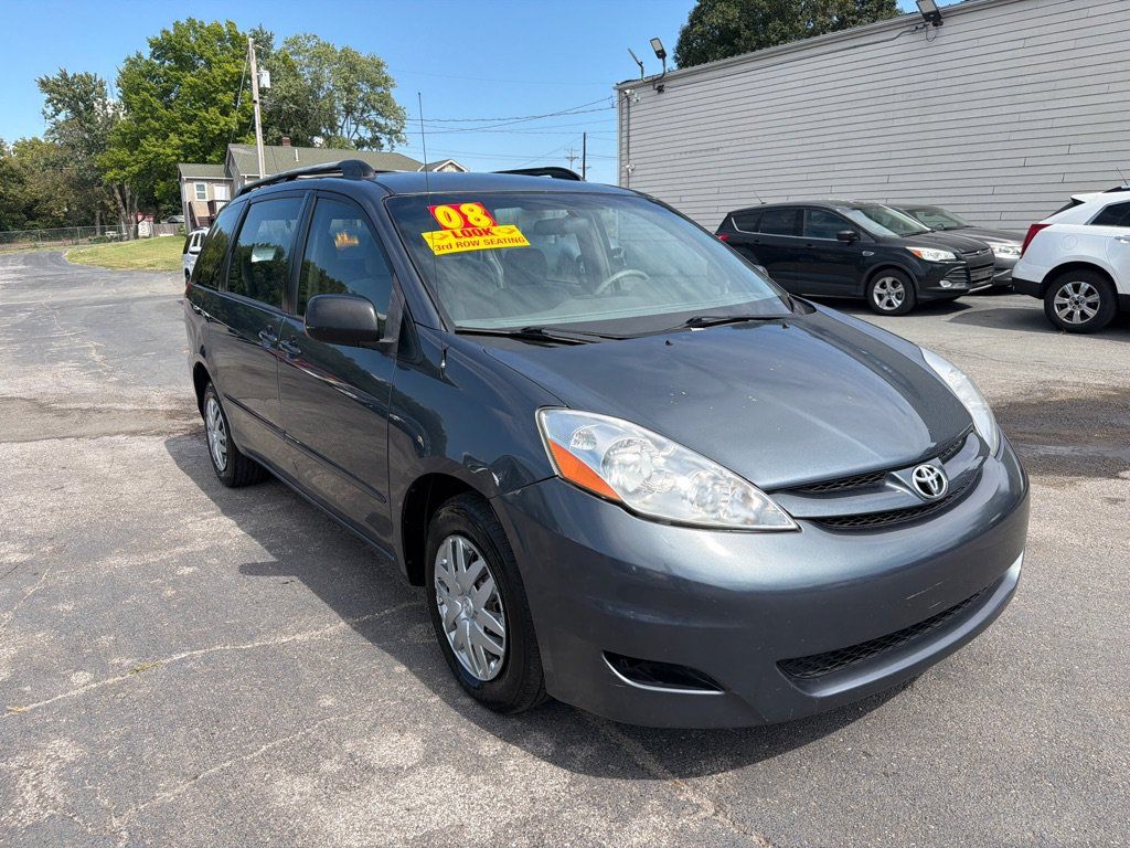 Used 2008 Toyota Sienna CE FWD image 4