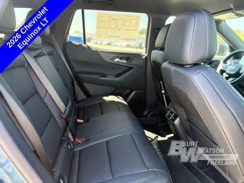 New 2026 Chevrolet Equinox LT w/ Convenience Package II FWD image 28