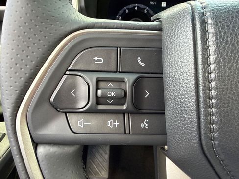 Used 2026 Toyota 4Runner TRD Off-Road Premium AWD/4WD image 15