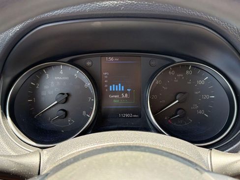 Used 2019 Nissan Rogue S AWD/4WD image 18