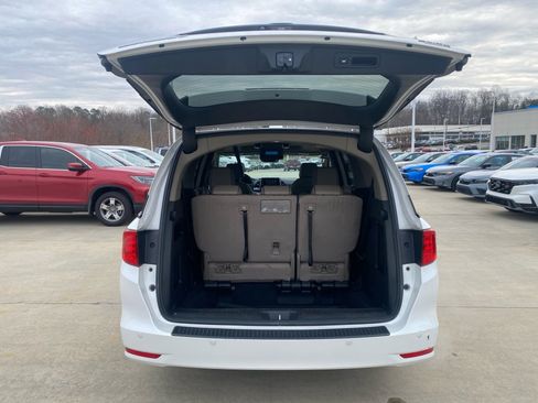 Used 2023 Honda Odyssey Elite image 18