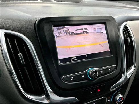 Used 2024 Chevrolet Equinox LS FWD image 23