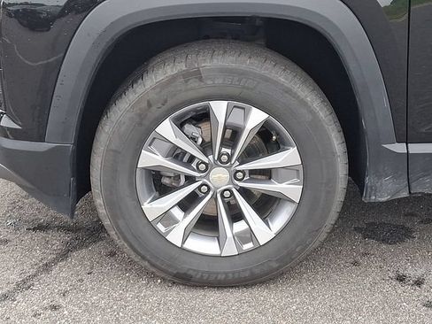 Used 2025 Chevrolet Equinox LT AWD/4WD image 8