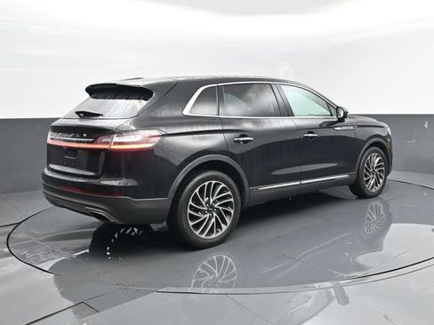 Used 2020 Lincoln Nautilus Reserve AWD/4WD image 25