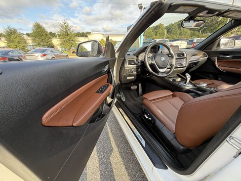 Used 2017 BMW 230i xDrive Convertible image 20