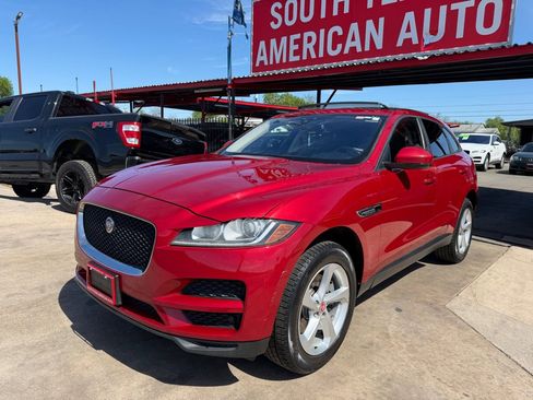 Used 2017 Jaguar F-PACE Premium image 1