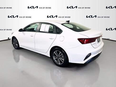 Certified 2024 Kia Forte LXS FWD image 6