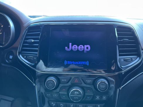 Used 2019 Jeep Grand Cherokee Summit image 28