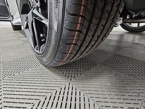 New 2026 Honda Civic Sport image 38