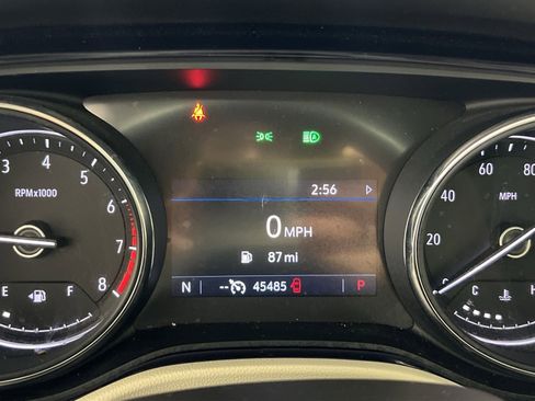 Used 2021 Buick Encore GX Preferred w/ Sport Touring Package image 17