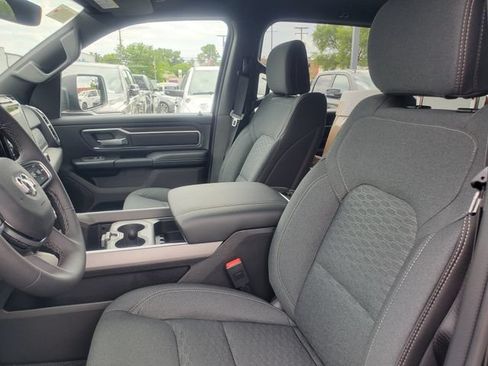 New 2026 RAM 1500 4x4 Crew Cab image 10