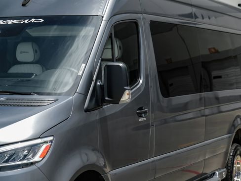 Used 2023 Mercedes-Benz Sprinter 3500 image 22
