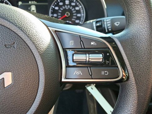 Used 2024 Kia Forte LXS w/ LXS Technology Package image 22