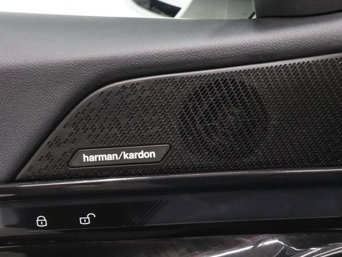 Used 2025 BMW 540i xDrive image 13