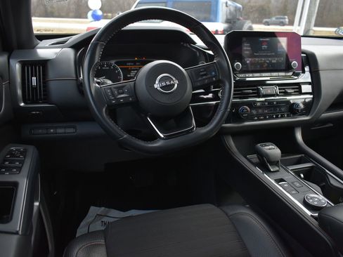 Used 2023 Nissan Pathfinder Rock Creek image 19