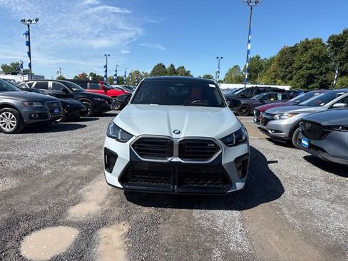Used 2025 BMW X2 M35i AWD/4WD image 3