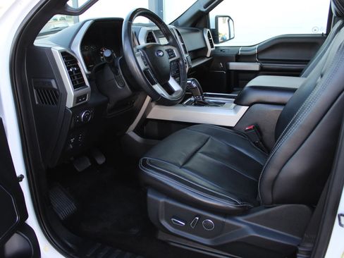 Used 2018 Ford F150 Lariat w/ Equipment Group 502A Luxury image 12