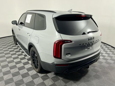 Used 2022 Kia Telluride EX w/ EX Premium Package AWD/4WD image 5