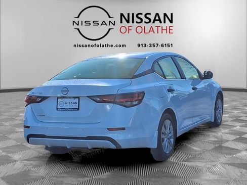 Used 2025 Nissan Sentra S image 26
