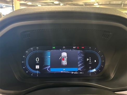 Certified 2025 Volvo XC60 B5 Plus image 15