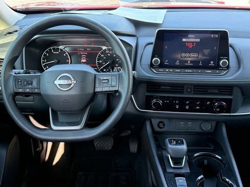 Certified 2025 Nissan Rogue S image 13