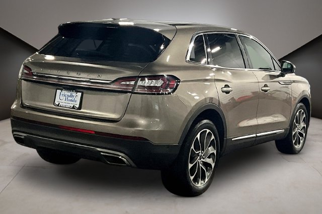 Used 2021 Lincoln Nautilus Reserve w/ Equipment Group 201A AWD/4WD image 6