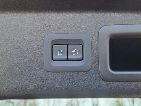 Certified 2025 MAZDA CX-30 AWD 2.5 S w/ Premium Package image 14