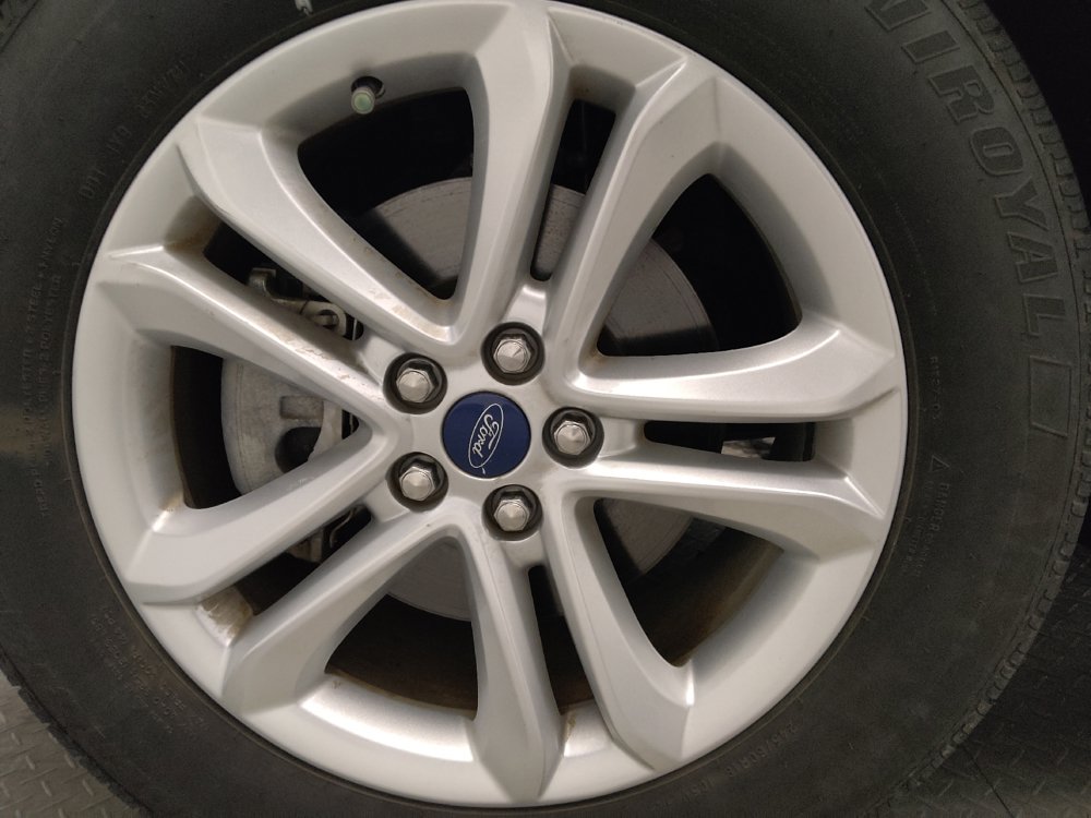 Used 2020 Ford Edge SEL FWD image 31