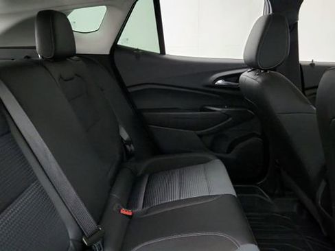 Certified 2024 Chevrolet Trax LT w/ Driver Confidence Package image 22