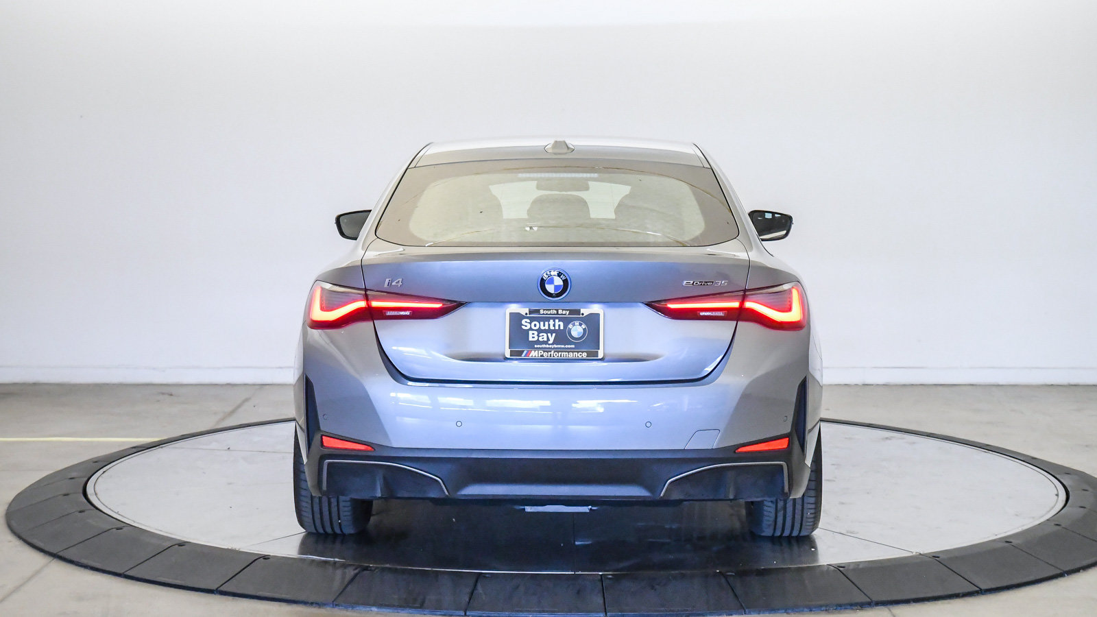 Certified 2024 BMW i4 eDrive35 w/ Premium Package RWD image 3