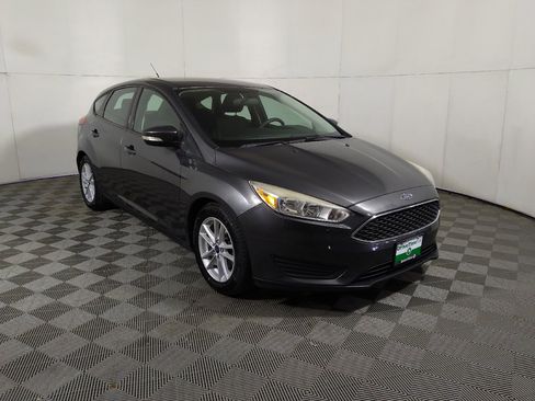 Used 2017 Ford Focus SE FWD image 14