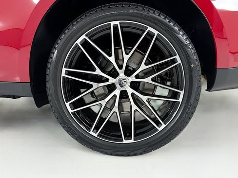 New 2026 Porsche Macan image 34