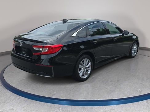 Used 2020 Honda Accord LX image 5
